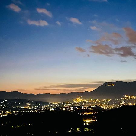 Villa Mandetta B&B Santo Stefano del Sole Exteriér fotografie